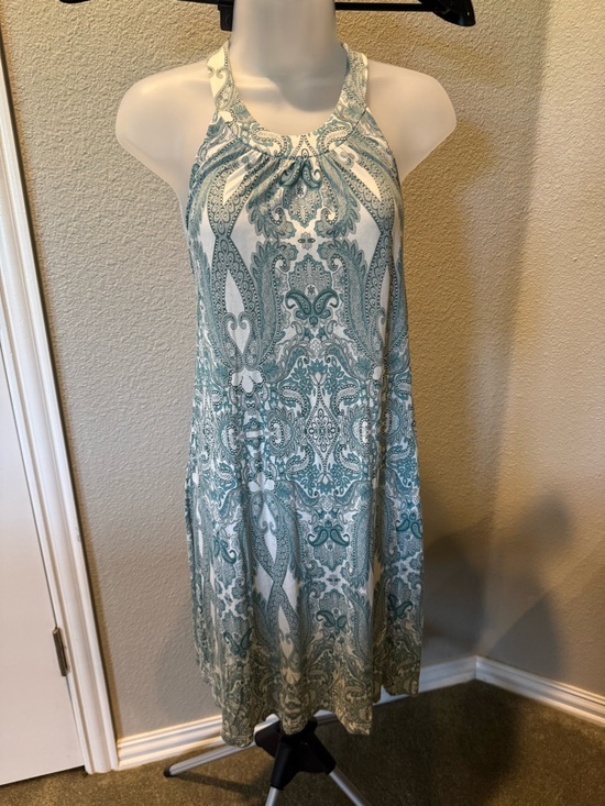 VENUS Dresses & Skirts - VENUS Teal Paisley Halter Midi Dress with White Base